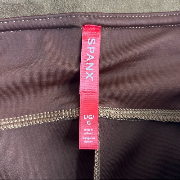 Spanx Faux Suede Leggings Pants in Rich Caramel Size Large - Picture 13 of 17